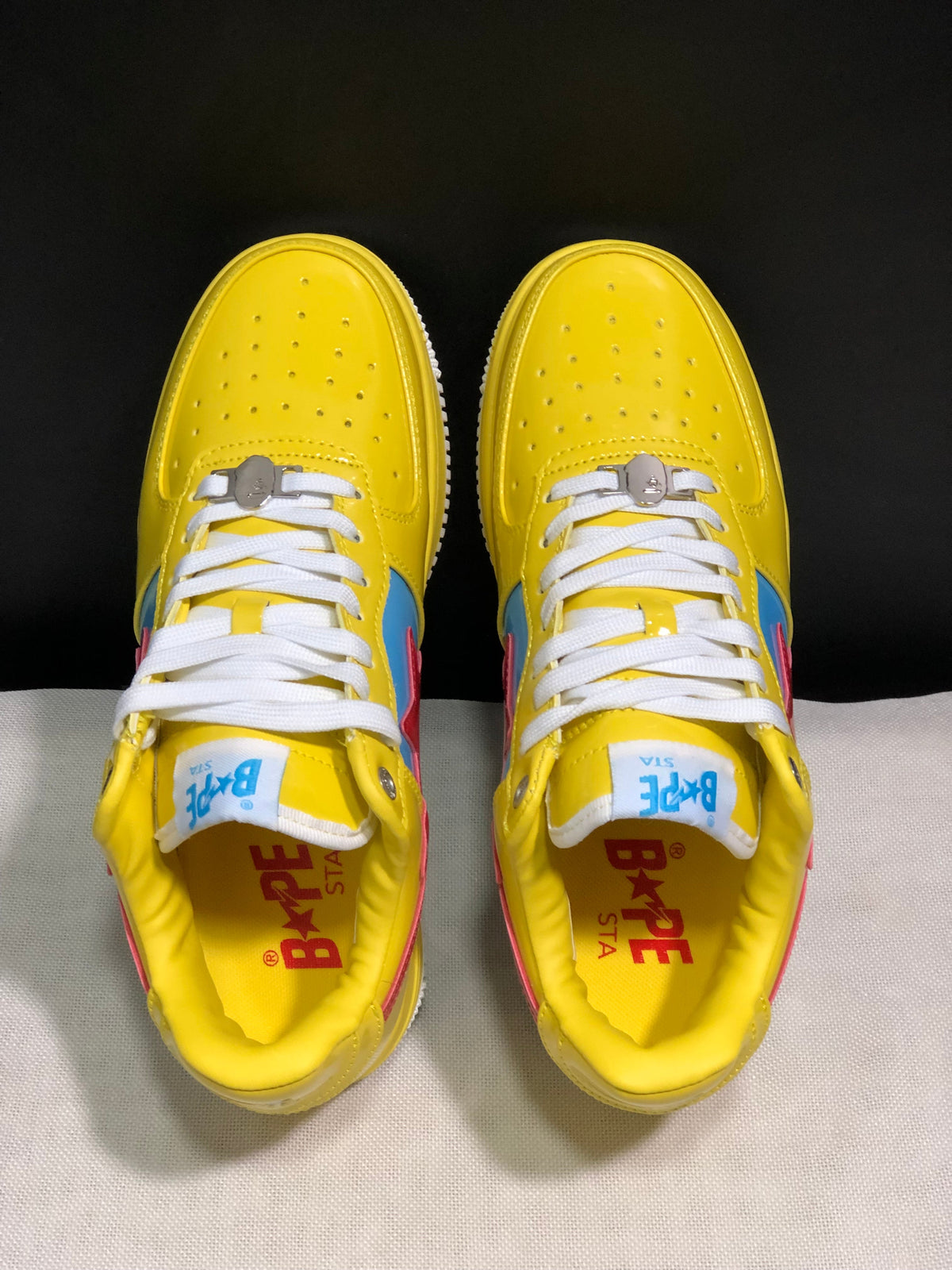 BAPE Bapesta Low-Top Sneakers Yellow Blue Red