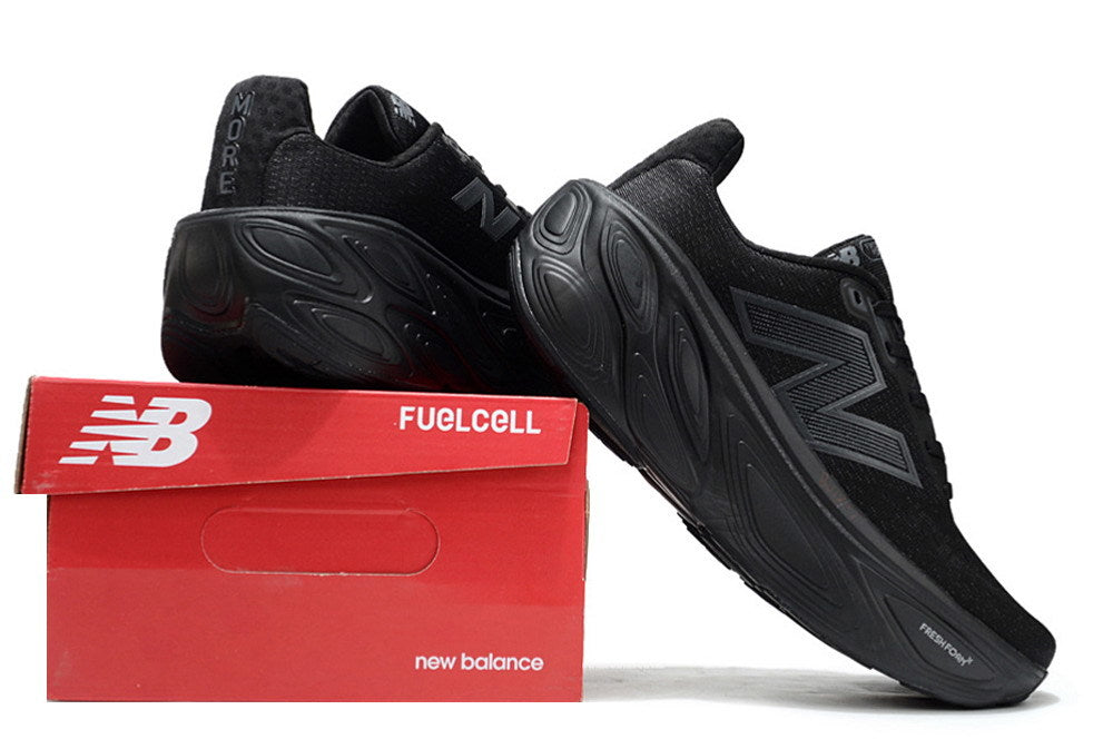 New Balance Fresh Foam X More V5 Black Running Shoes