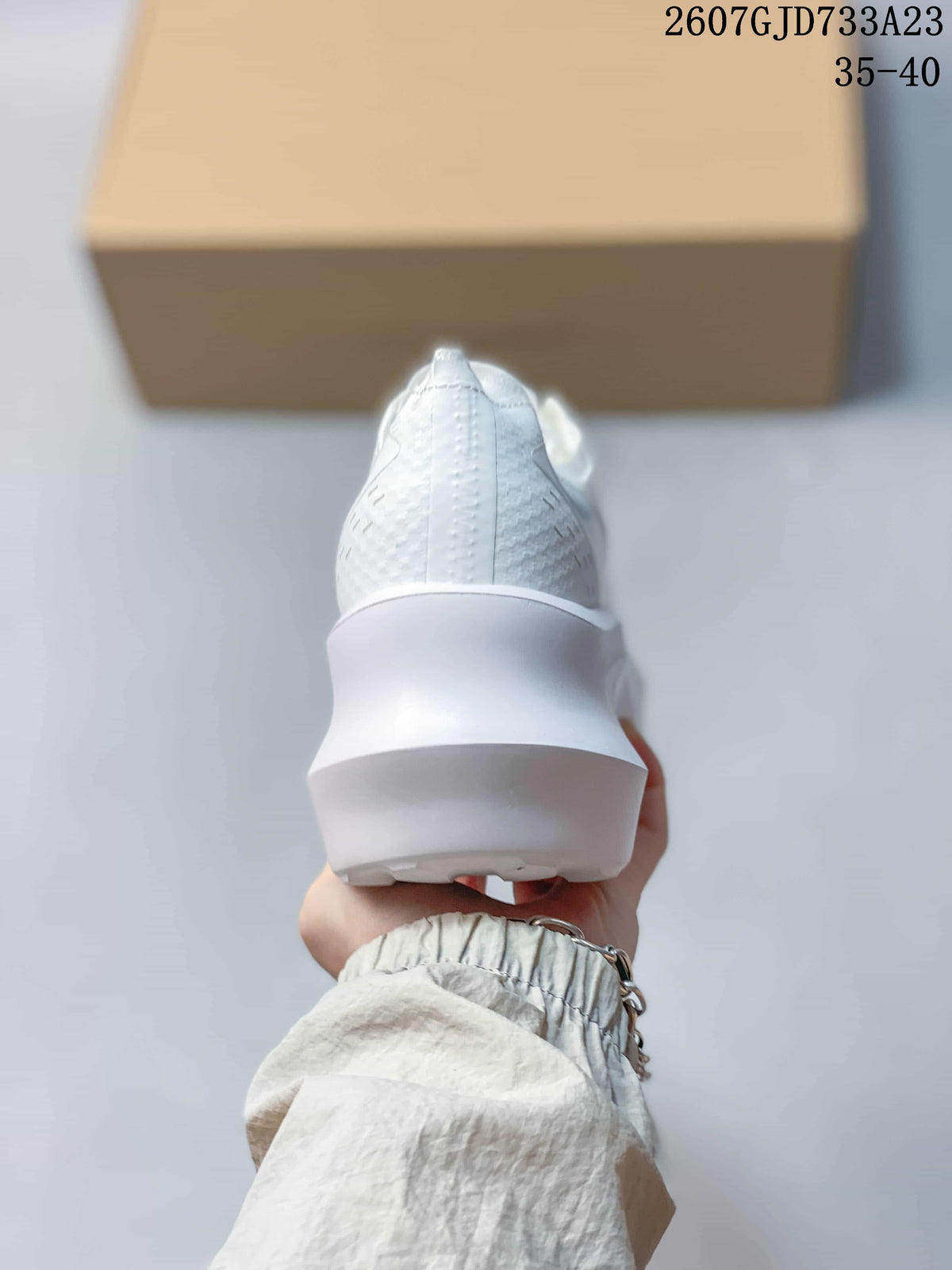 Salomon Phantasm 2 White Low-Top Sneakers
