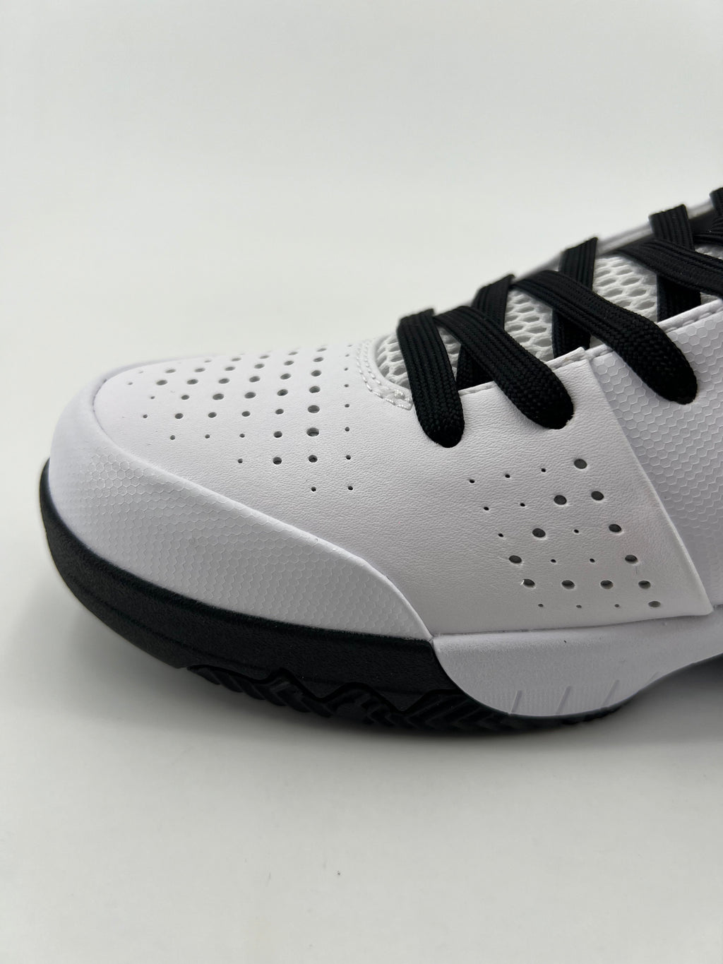 Nike Kobe 4 GIGI White Black Basketball Shoes