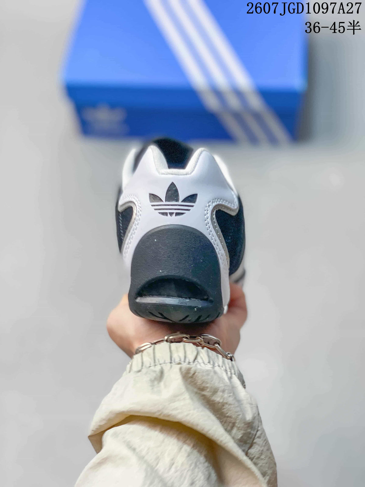 Adidas Originals Superstar Low-Top Sneakers Black White IH4211