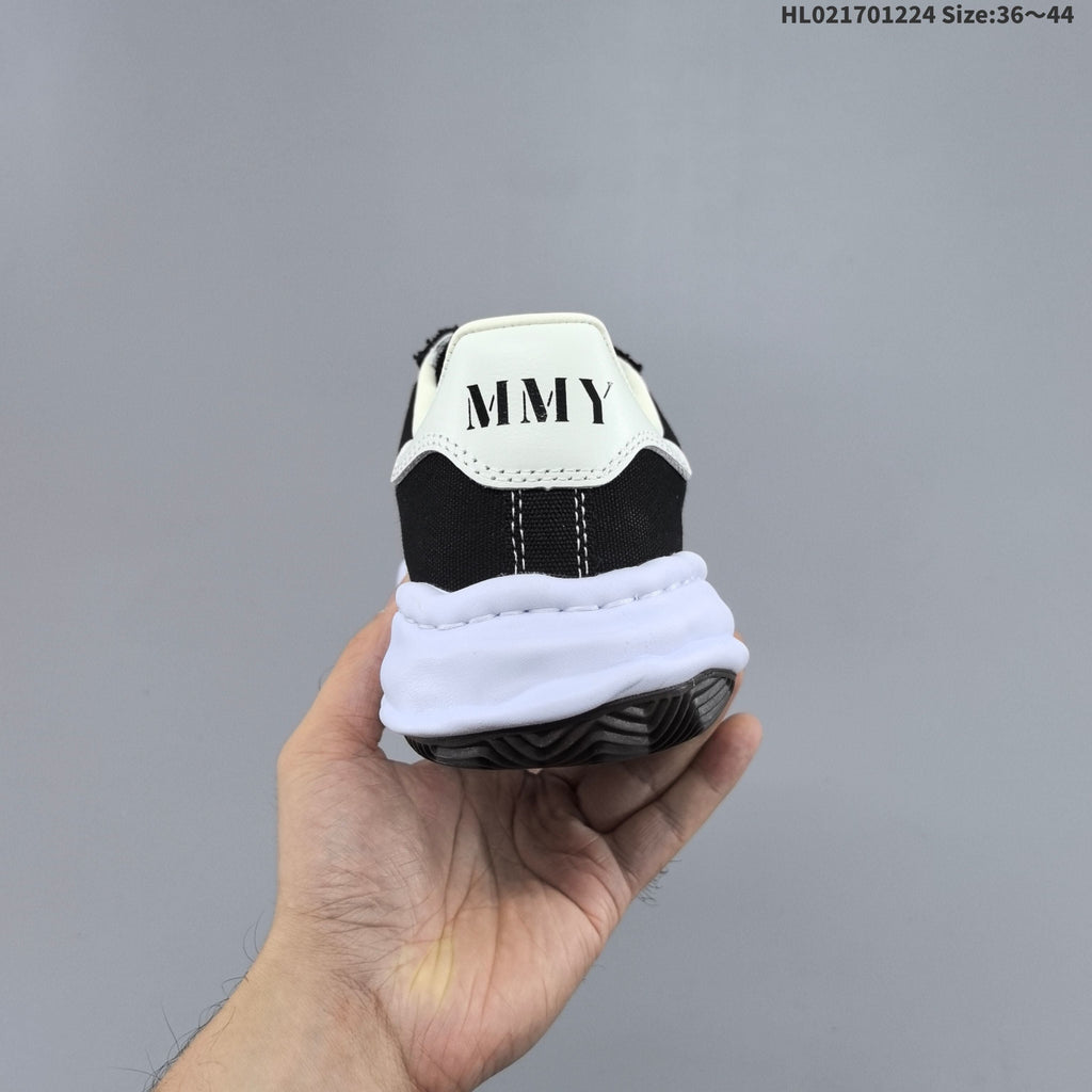 Maison MIHARA YASUHIRO Blakey Low Sneakers Black White