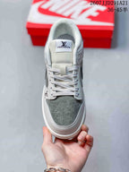 Nike SB Dunk Low Pro Sneakers White Grey 2607JJD291A21
