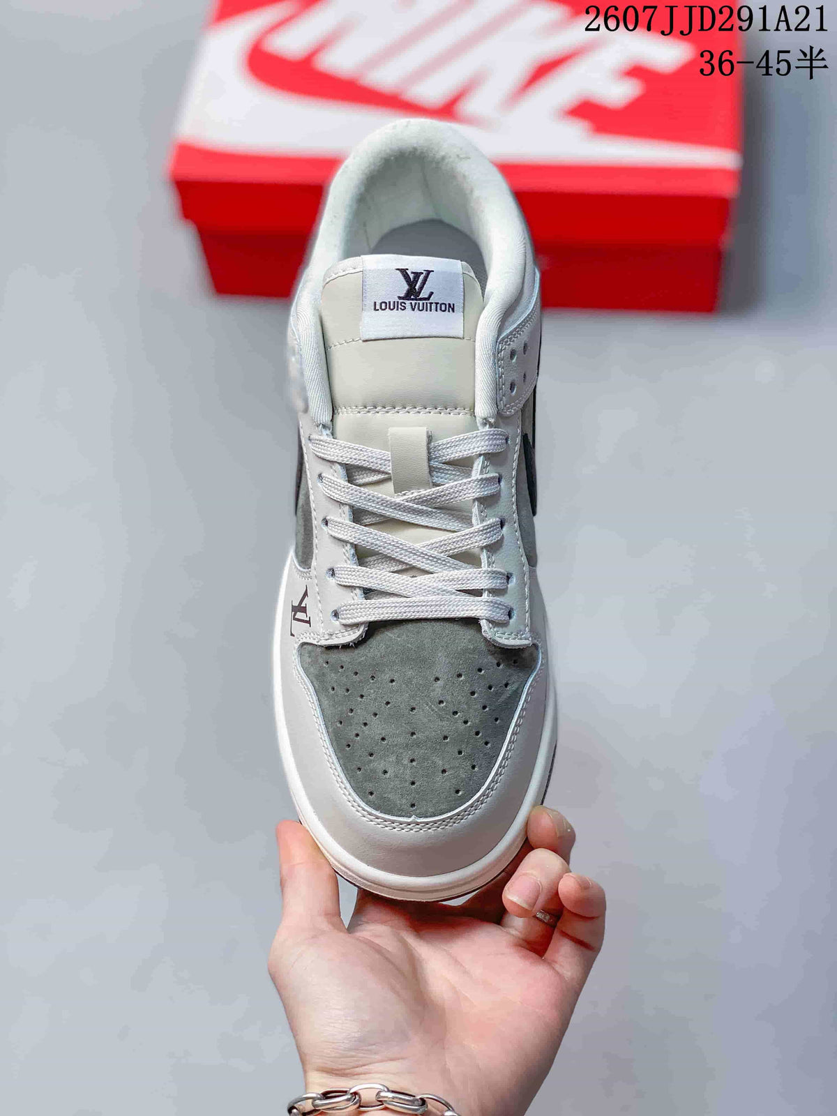 Nike SB Dunk Low Pro Sneakers White Grey 2607JJD291A21