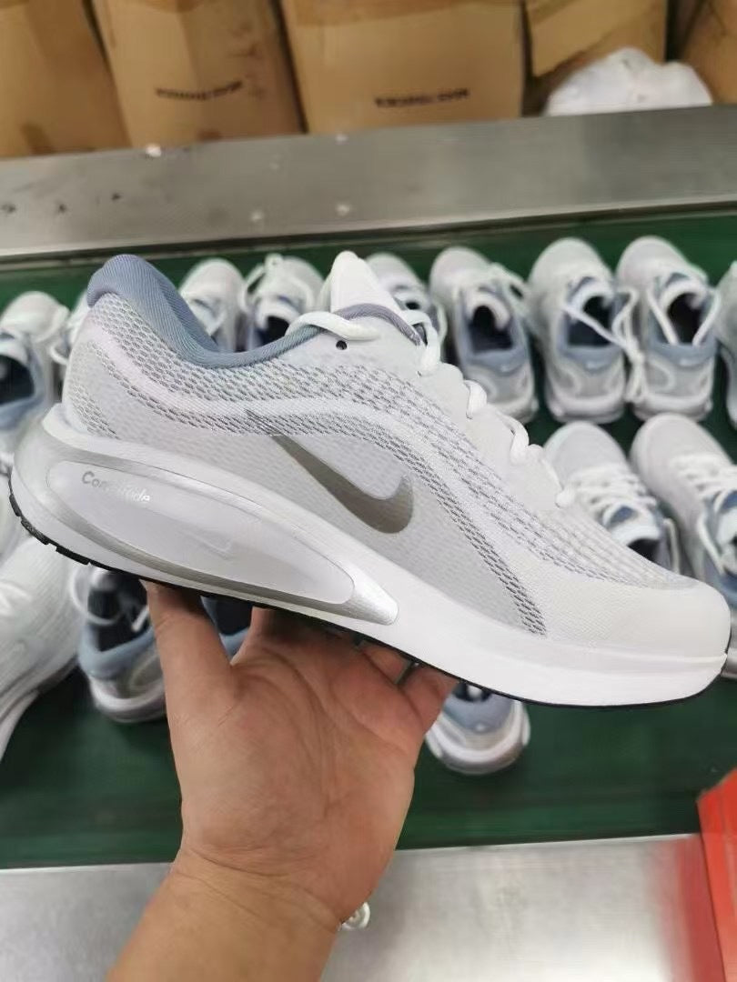 Nike Journey Run Road Running Shoes FN0228-104 Gray