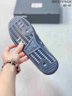 Onitsuka Tiger Tokuten Low-Top Sneakers Off-White Navy