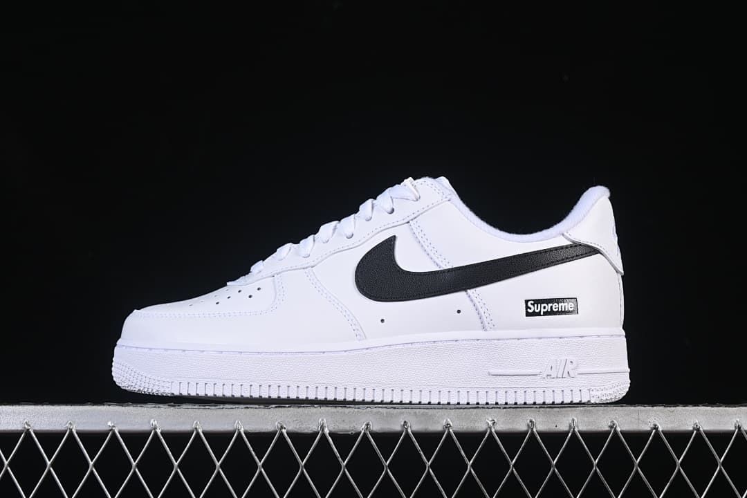 Nike Air Force 1 Low SP Supreme White Black CU9225-102