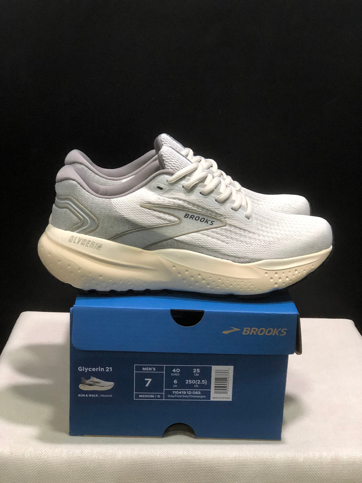 Brooks Glycerin 21 Men's White Running Sneakers