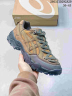 ASICS GEL-Pickax Outdoor Sneakers Tan Grey 1203A983-020