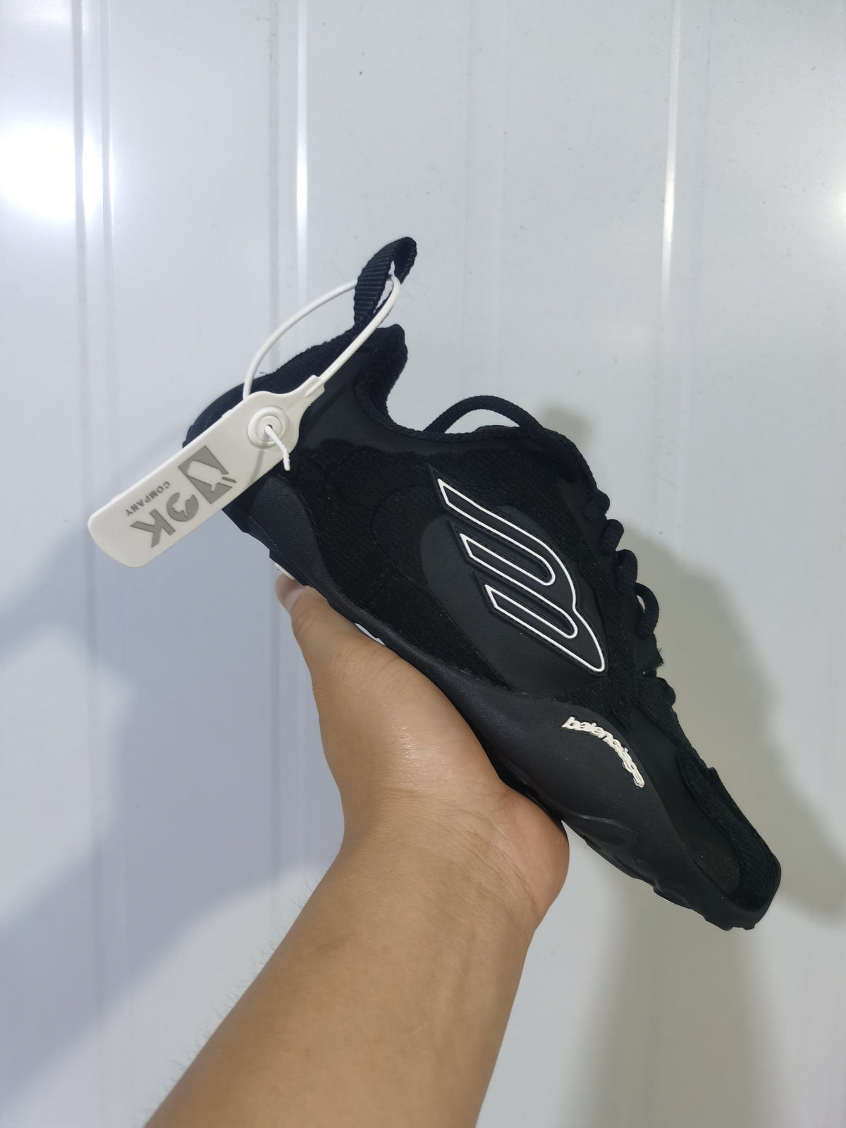Monday Ultra Sneaker Black