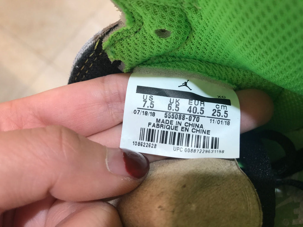 Jordan 1 Retro High OG Grey Green High-Top Sneakers