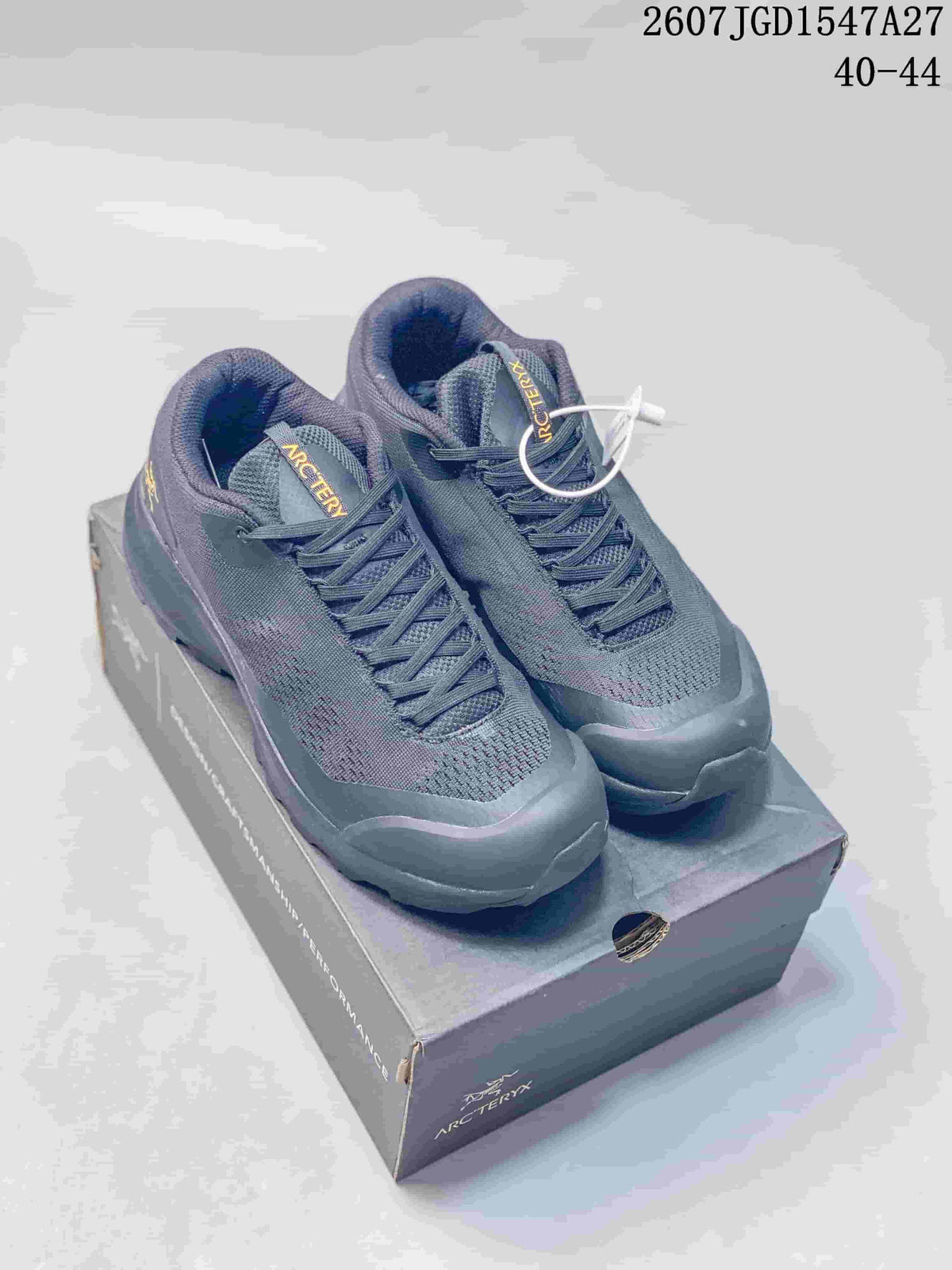 Arc'teryx KOPEC GTX Low-Top Hiking Shoes Dark Gray 712270OWE