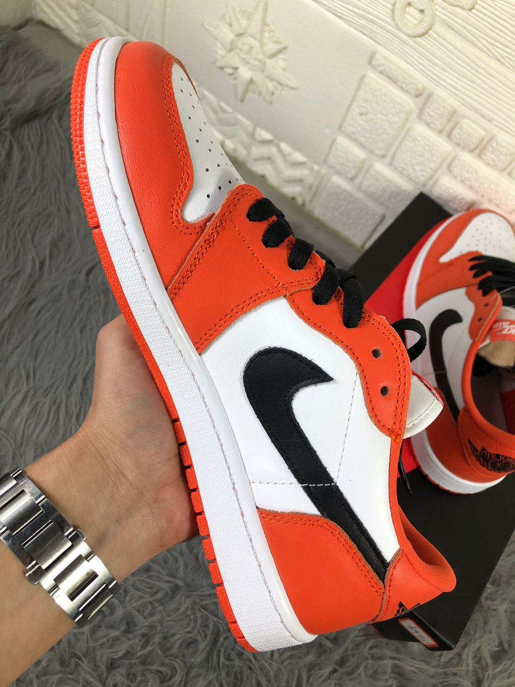 Nike Air Jordan 1 Low White Orange Sneakers CZ0790-801