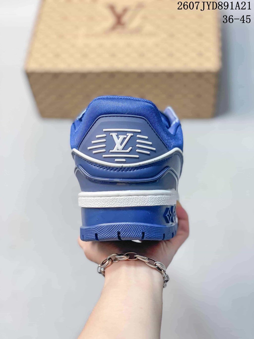 Louis Vuitton Trainer Maxi Blue Low-Top Sneakers 2607JYD891A21