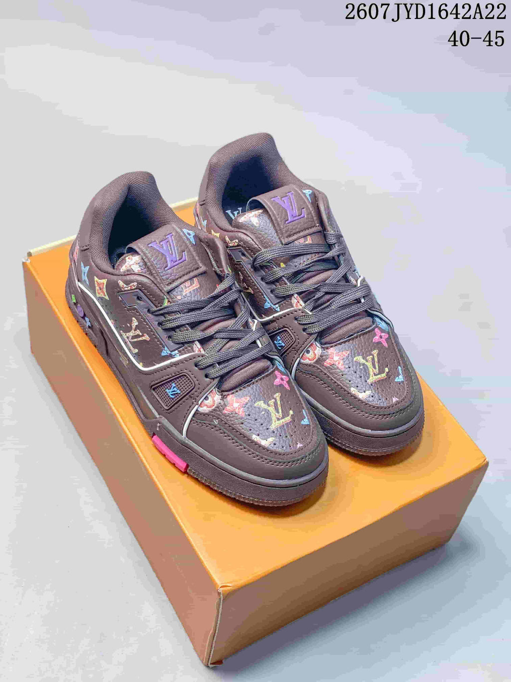 Louis Vuitton Trainer Low-Top Sneakers Brown 2607TYD1642A22