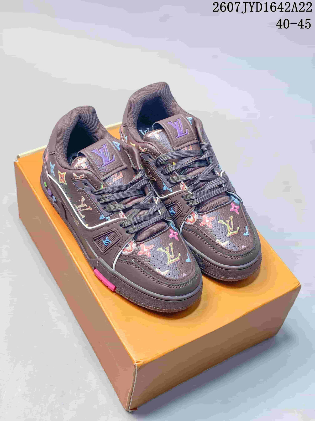 Louis Vuitton Trainer Low-Top Sneakers Brown 2607TYD1642A22