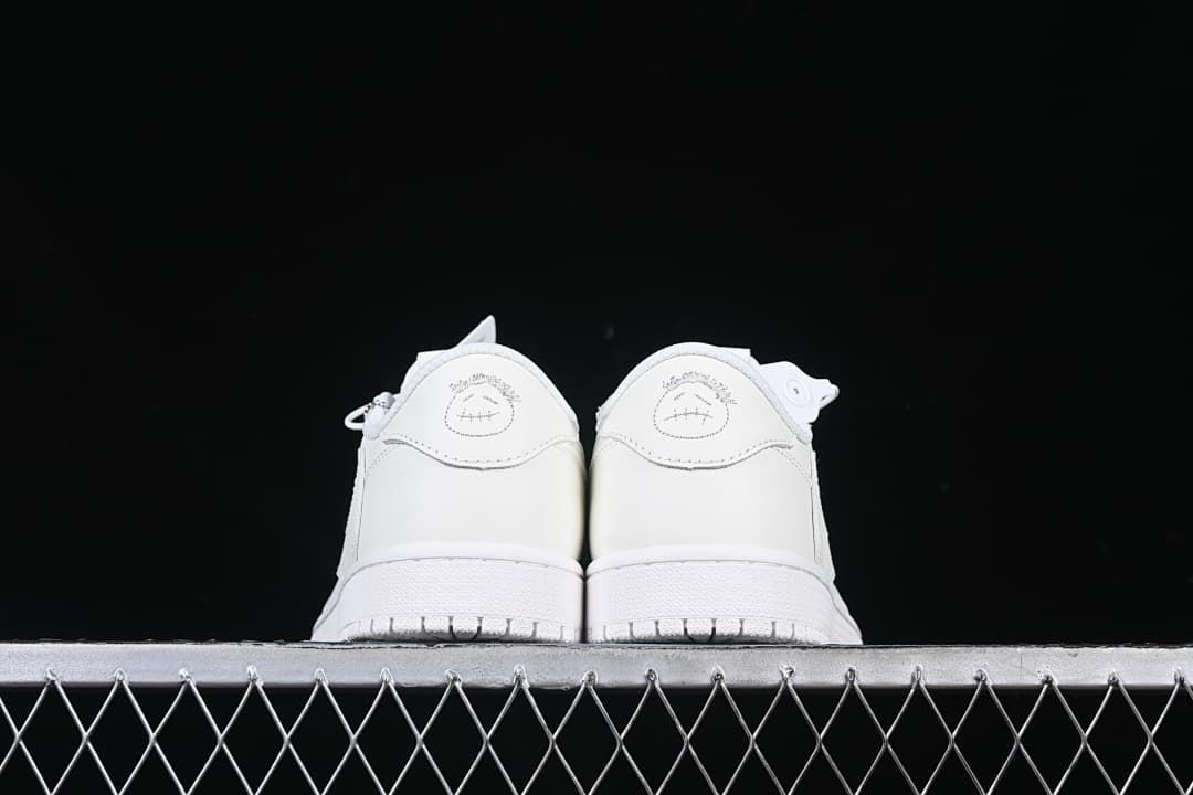 Jordan 1 Low OG SP Travis Scott White Sneakers TD1228-111
