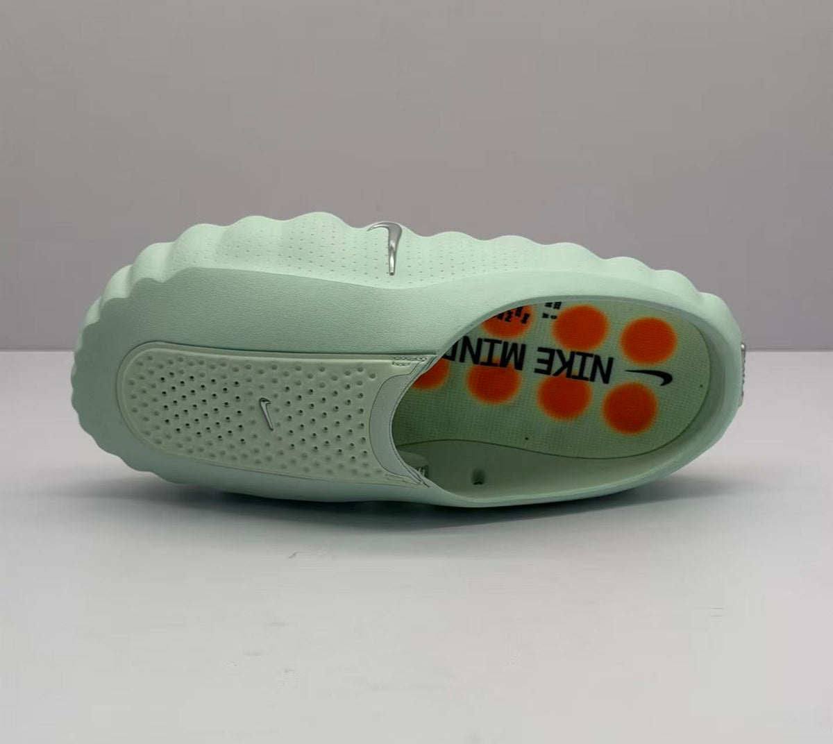 Nike Mind 001 Light Green Slides