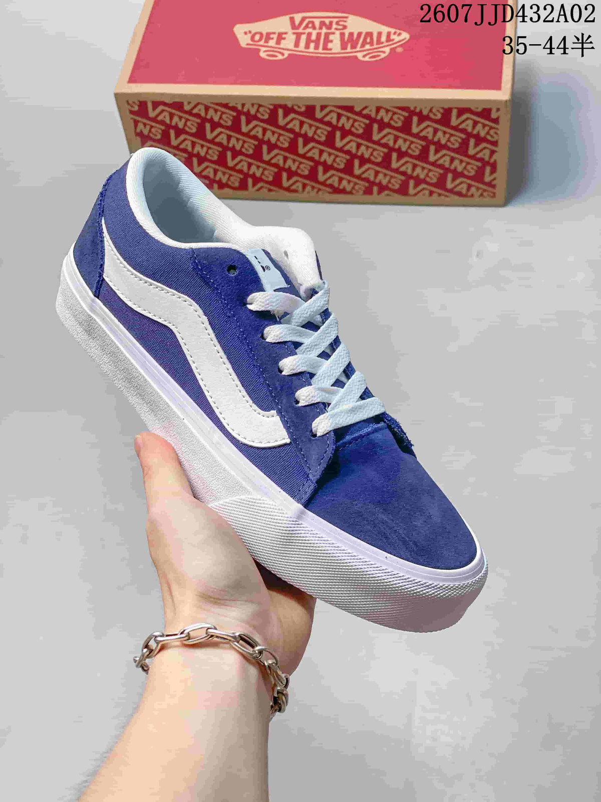 Vans Vero LS Low-Top Sneakers in Blue and White