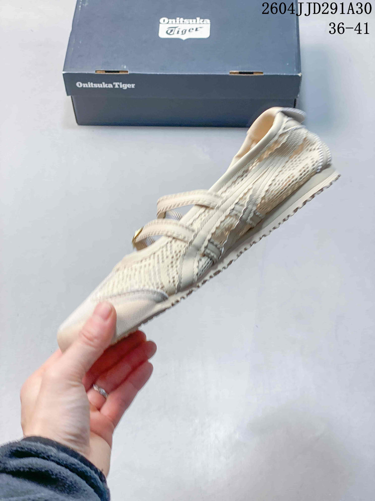 Onitsuka Tiger Mary Jane Sneakers Cream 1182A705-001
