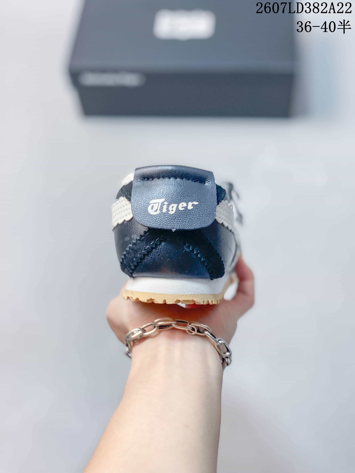 Onitsuka Tiger MEXICO 66 TGRS Navy White Sneakers 627E9E