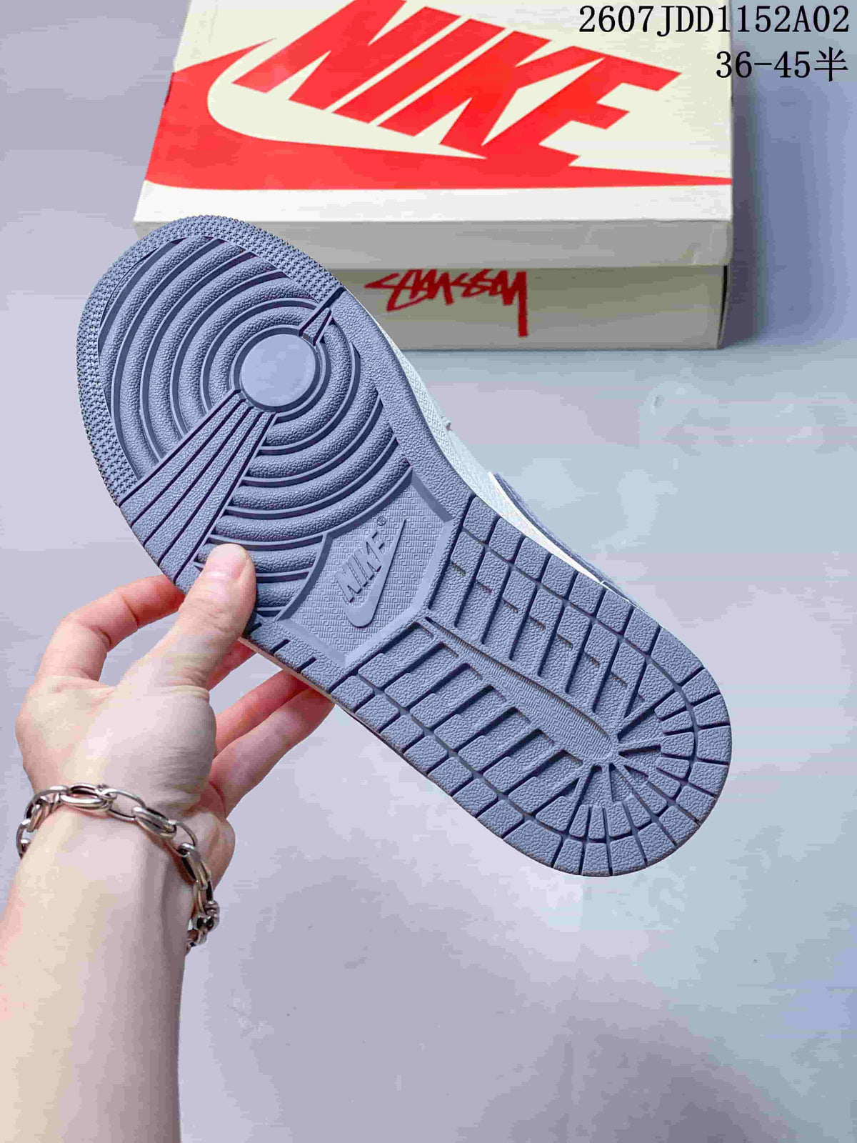 Jordan Fragment Travis Scott Air Jordan 1 Low Sneakers