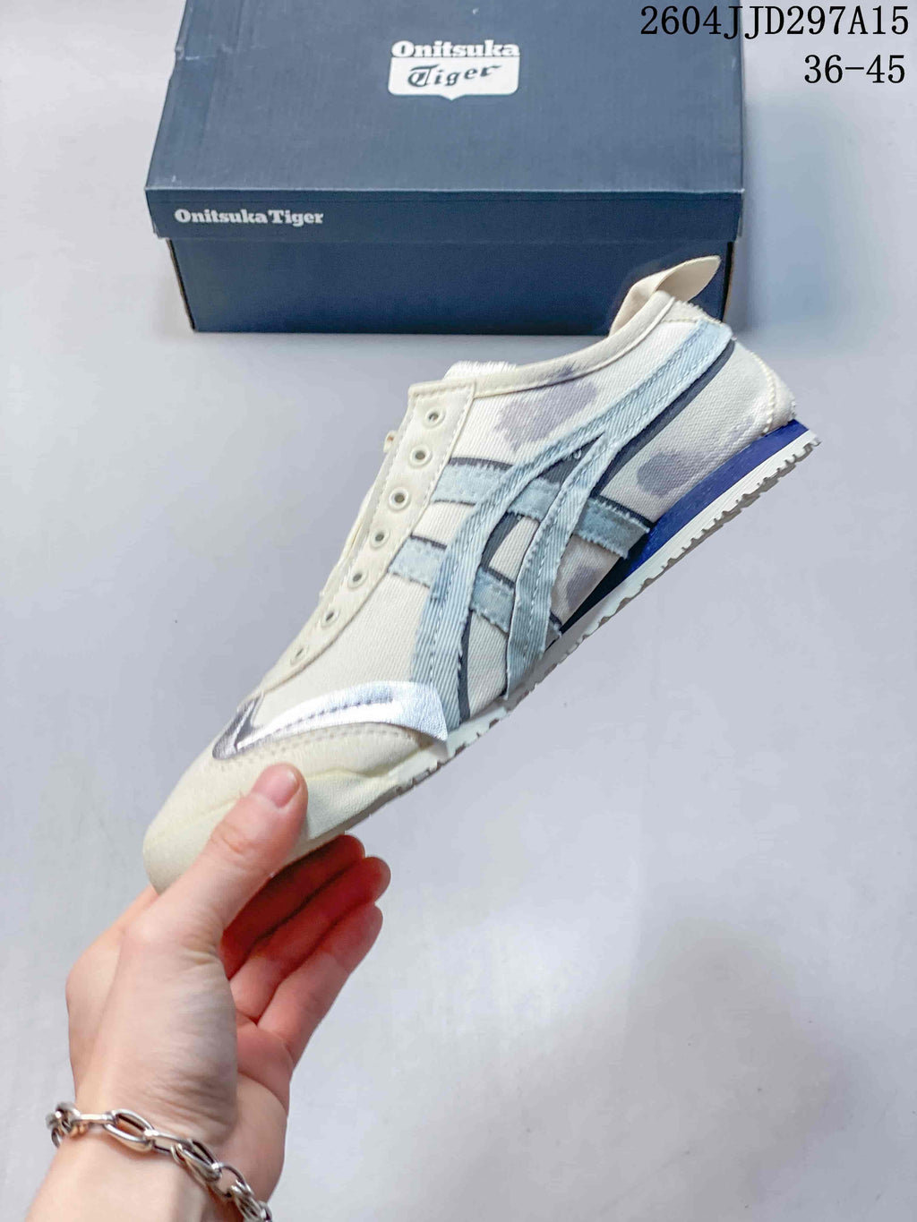 Onitsuka Tiger Mexico 66 Slip-On Cream Blue Sneakers