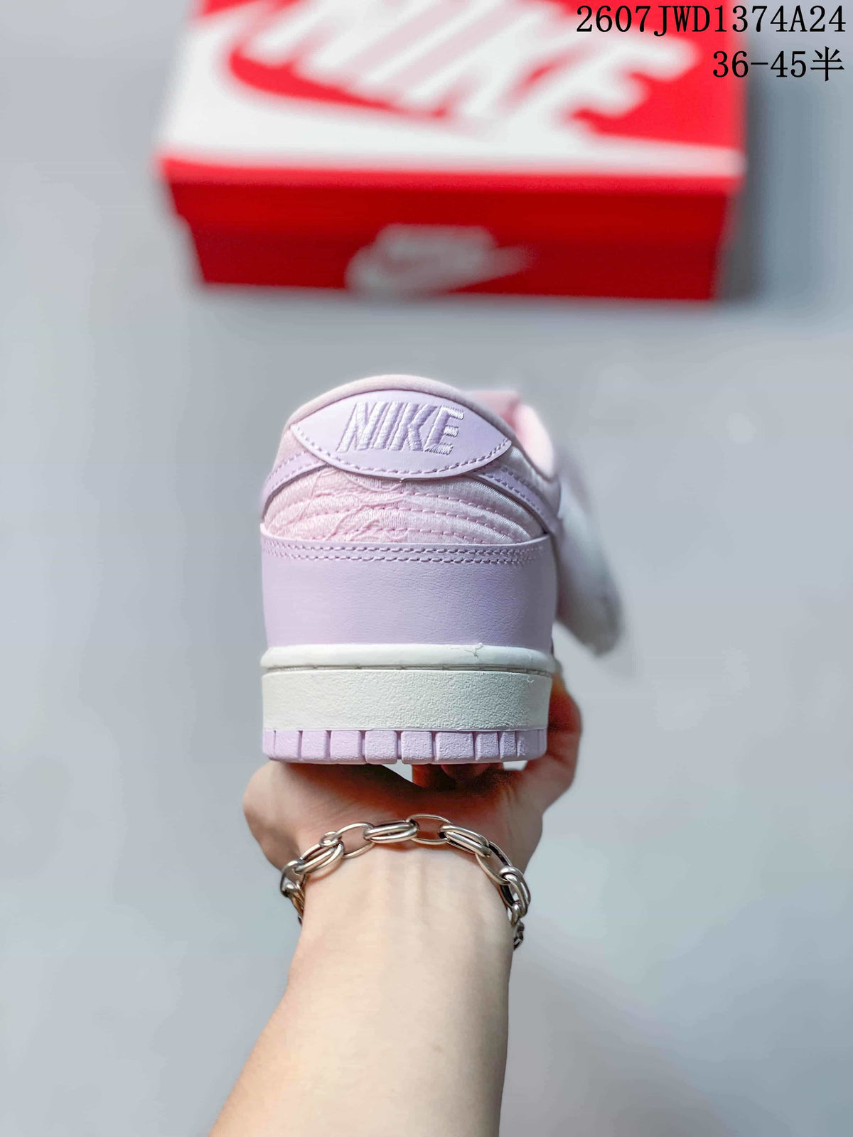 Nike SB Dunk Low Pro Pink Lilac Sneakers 712640RYY