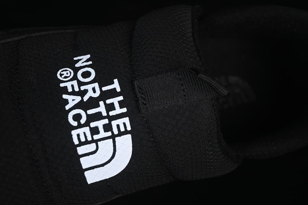 The North Face Mountain Essentials Slip-On Shoes Black NF0A8AD94QI-087