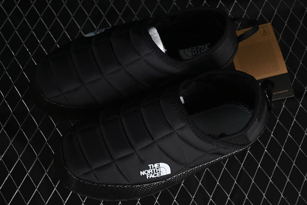 The North Face ThermoBall Traction Mule Black NFOA3UZN-KY4