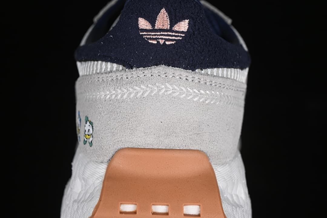 adidas Retropy E5 JR0107 Sneakers Gray Pink
