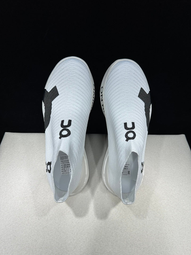 On Cloudboom Strike LS White Black Running Shoes