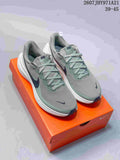 Nike Vomero 18 Running Sneakers Gray Green Navy 2607JHY971A21