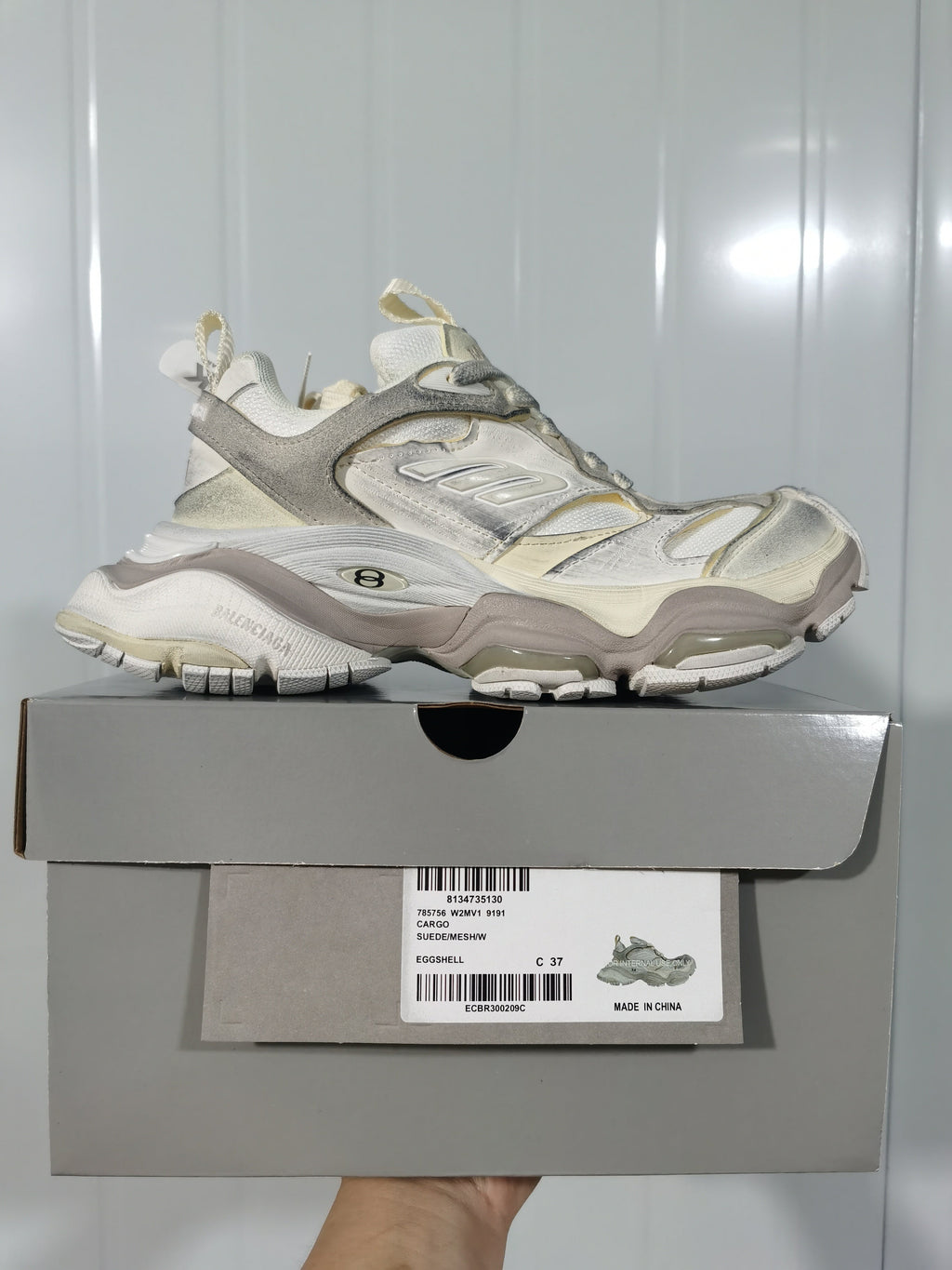 Skechers 9191 Sneakers Eggshell Suede Mesh