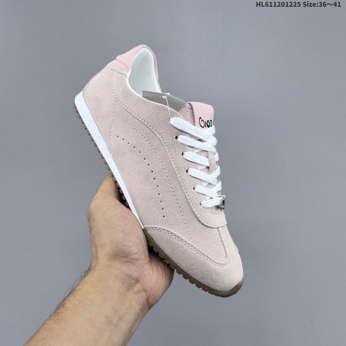 Alo Yoga Sunset Sneaker Low-Top in Blush Pink