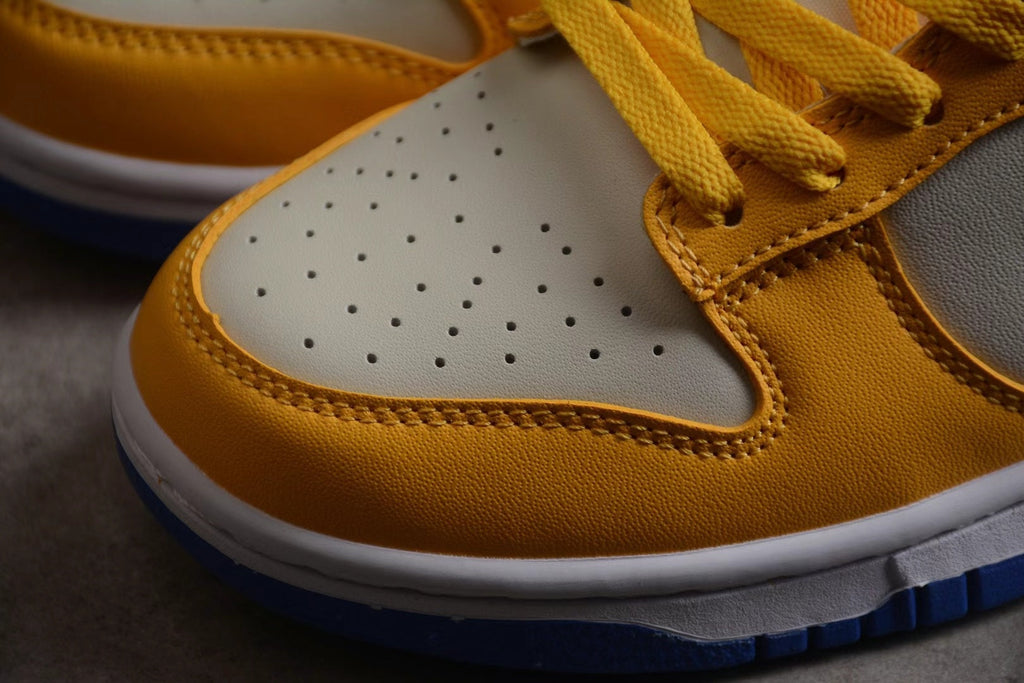 Nike SB Wheat Gold Low-Top Sneakers DN1431-700