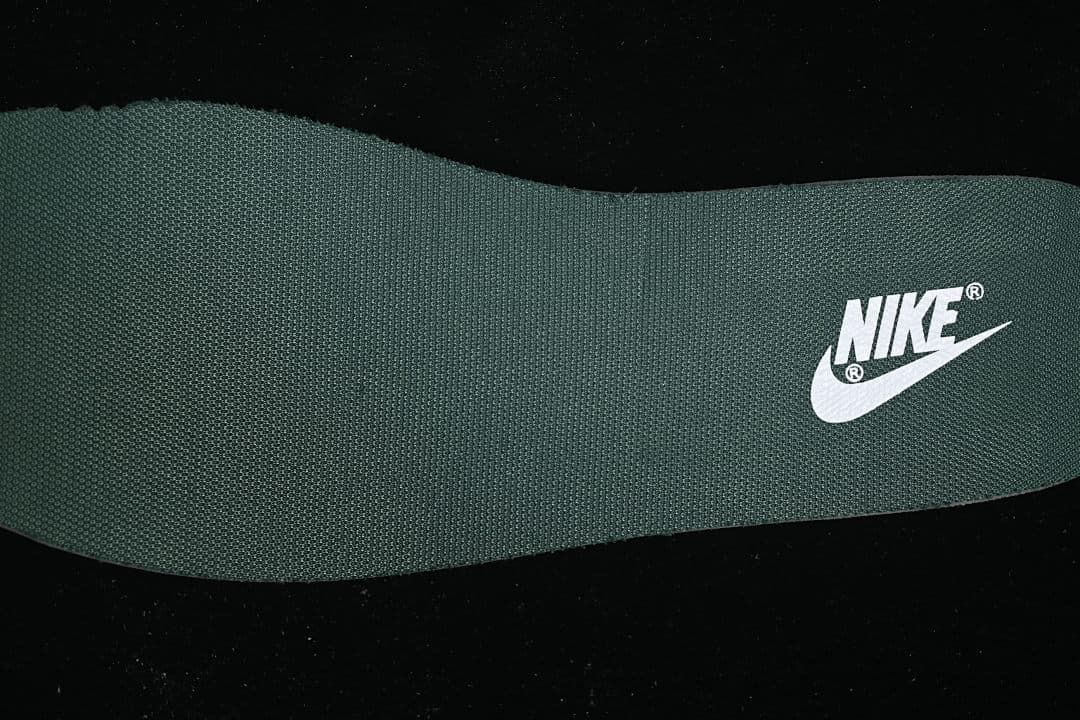 Nike SB Dunk Low White Gray Green Sneakers DV0833-111