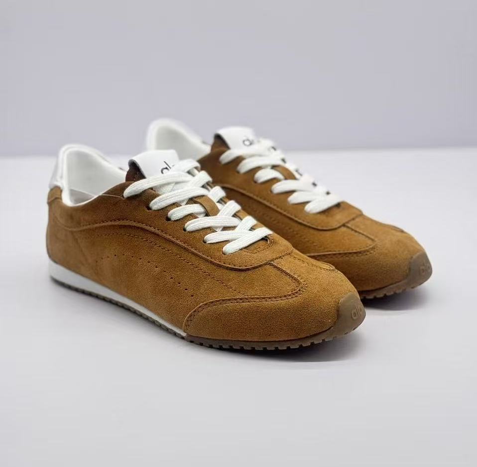 Alo Brown Low-Top Sneakers