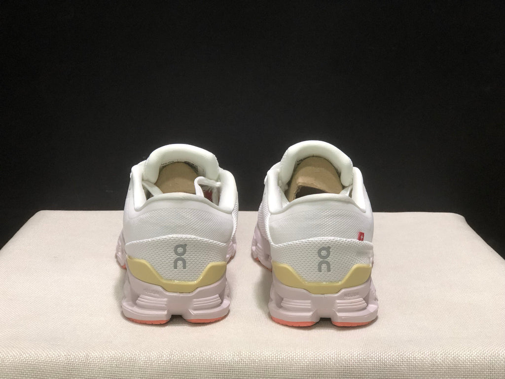 On Cloud X4 Low-Top Running Shoes Ivory Sand