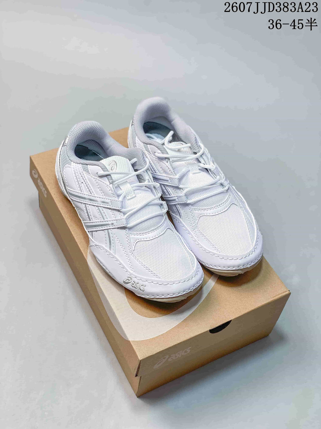 ASICS Hypersync Low-Top Sneakers in White