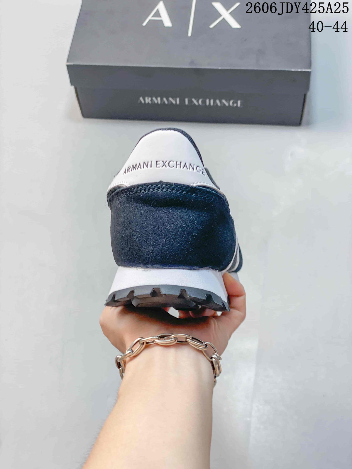 Armani Exchange AX Low-Top Sneakers Navy White XUX169
