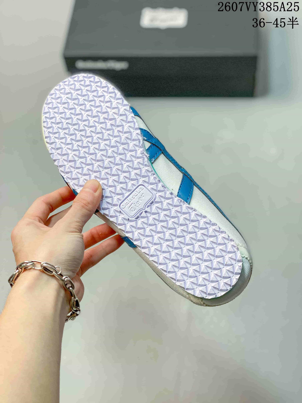 Onitsuka Tiger Mexico 66 Slip-On Sneakers White Blue 2607VY385A25