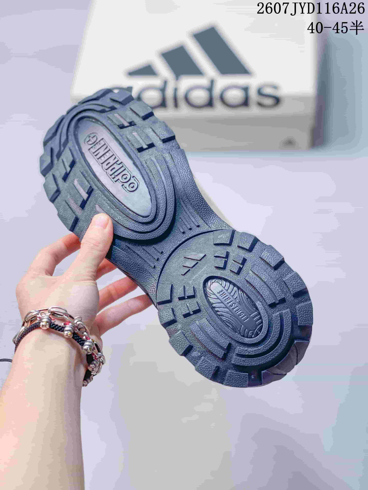 adidas OZWEEGO Wonder Runner Sneakers Beige Navy