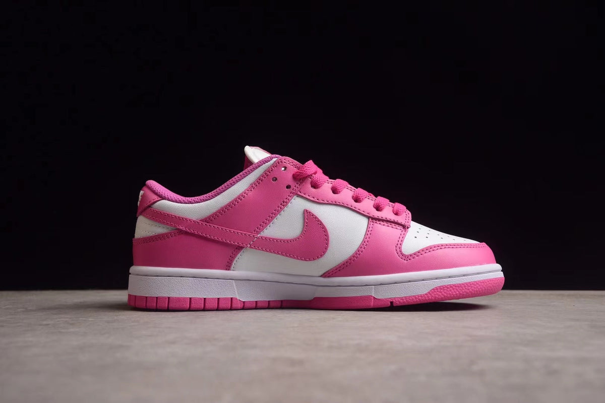 Nike SB Dunk Low Pink FJ0704-100