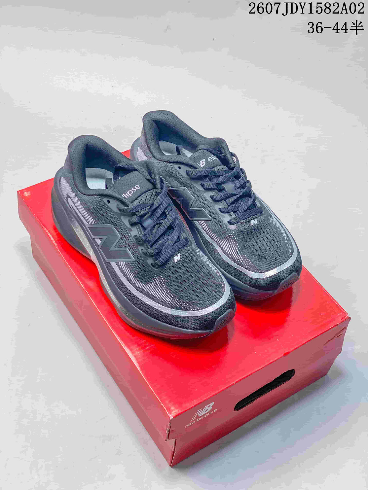New Balance Fresh Foam X Running Shoes in Gray Purple