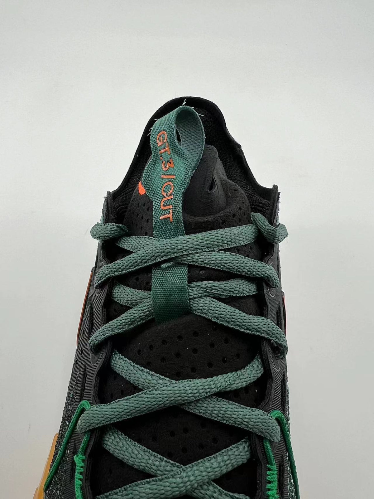 Nike GT Cut 3 Basketball Shoes Black Green DV2913-001
