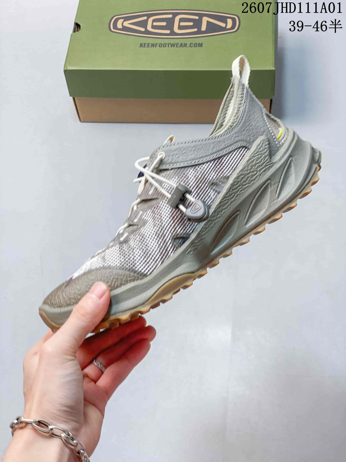 KEEN Zionic ADV Low Hiking Shoes, Style 1031947