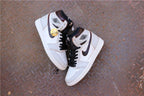 Nike SB x Air Jordan 1 Retro High OG Light Bone Sneakers