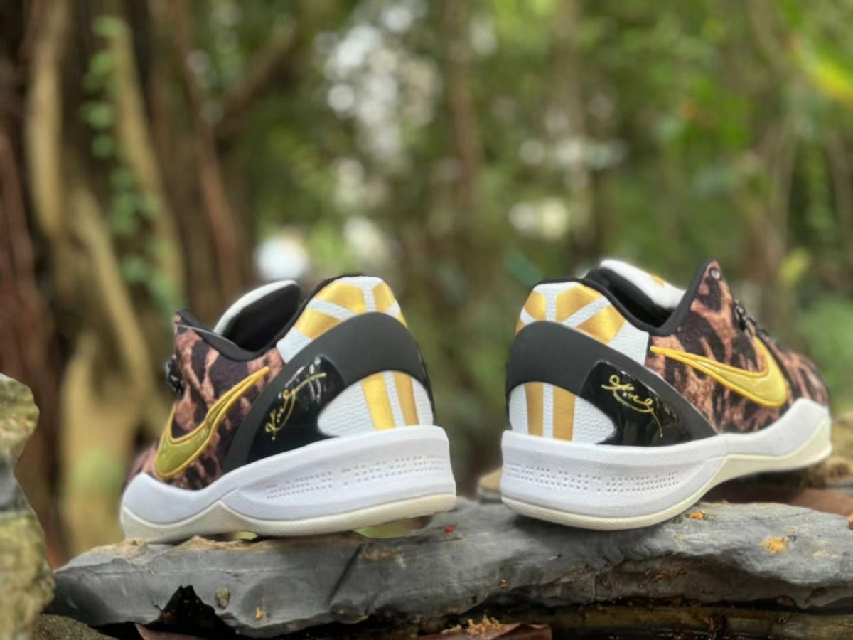 Nike Kobe 8 Basketball Shoes, Leopard Print, Gold and White