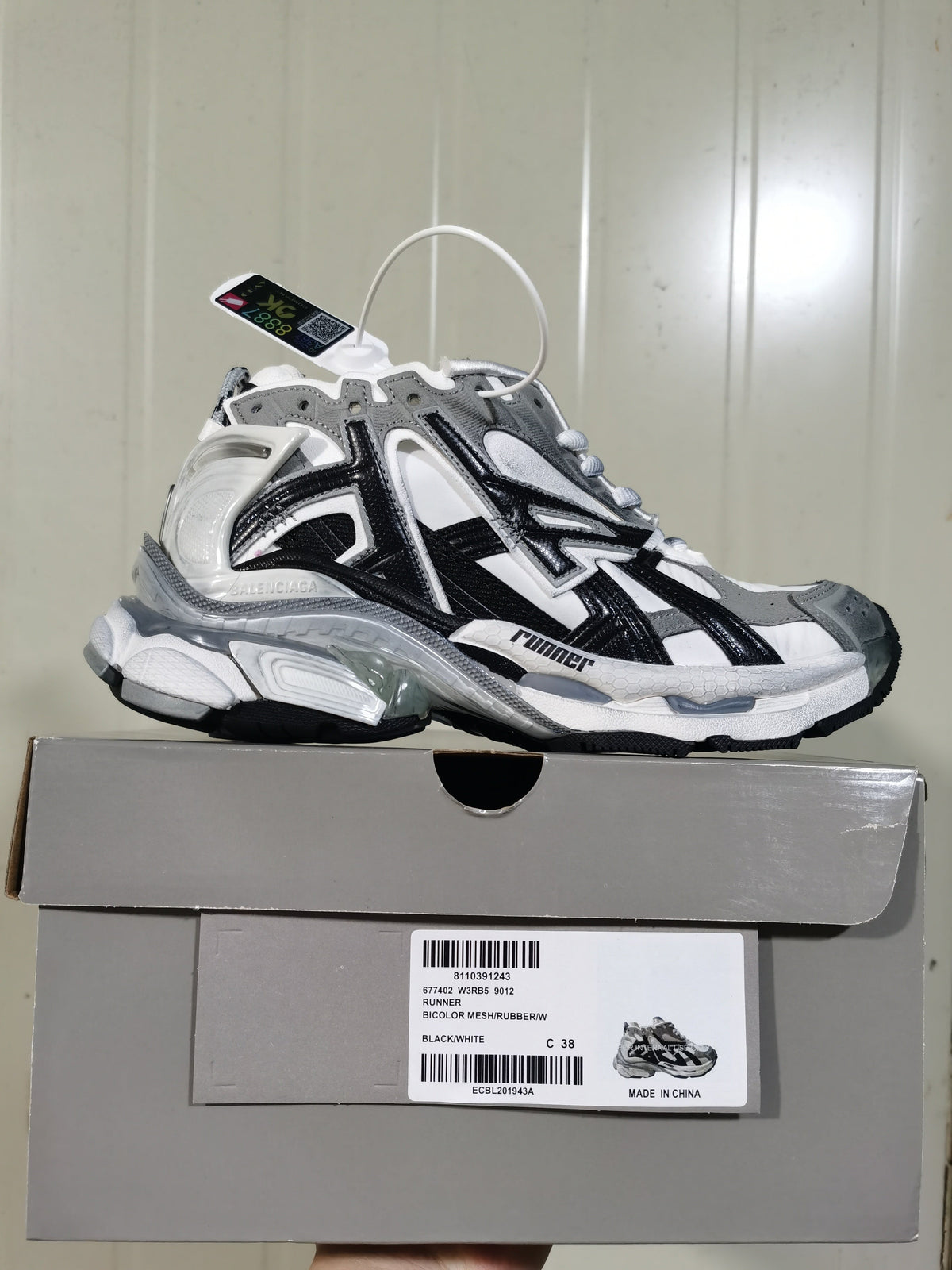 Balenciaga Runner Sneakers Black and White 677402 W3RB5 9012